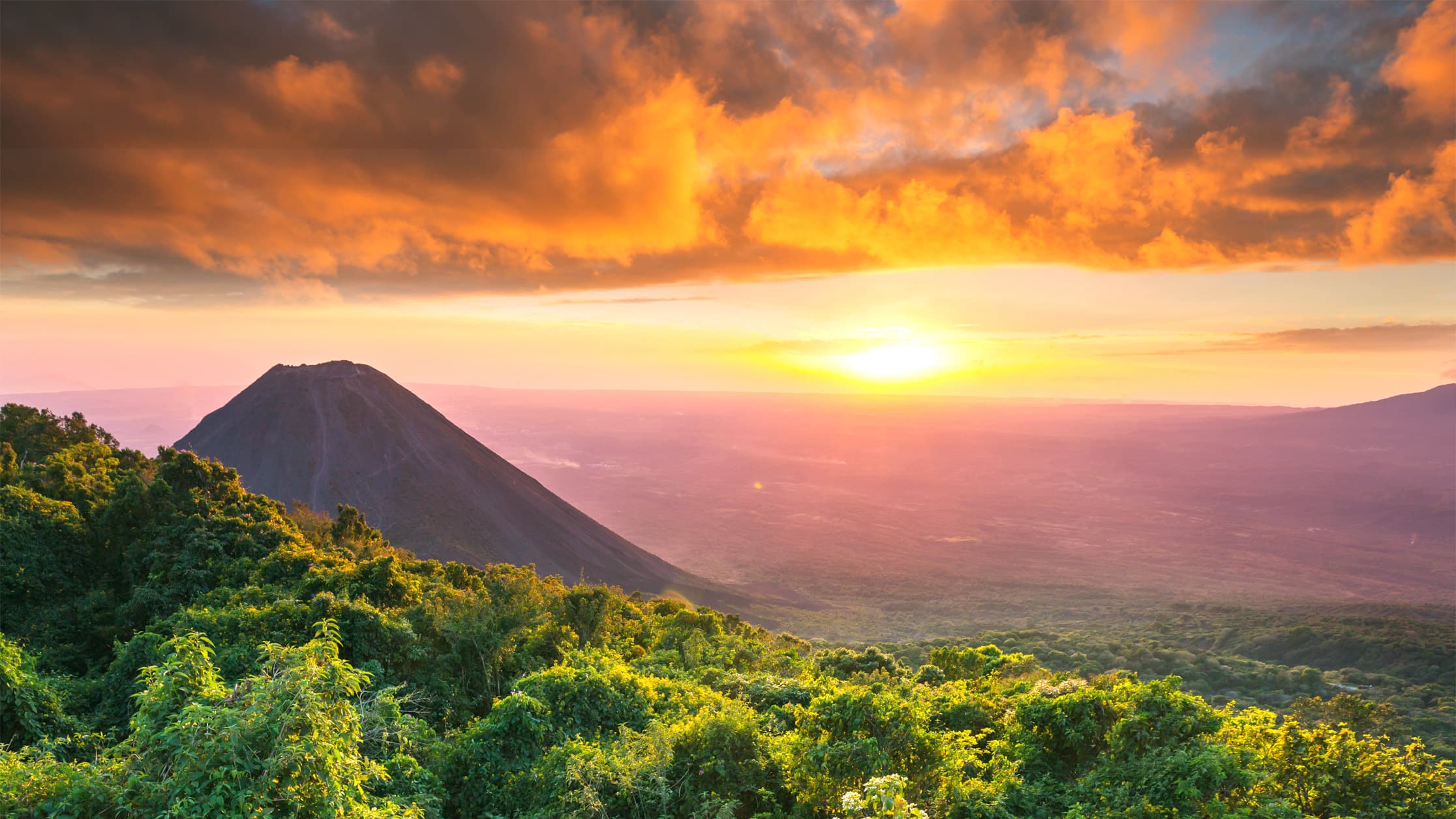 El Salvador to Send $30 Worth of Bitcoin to Its Citizens