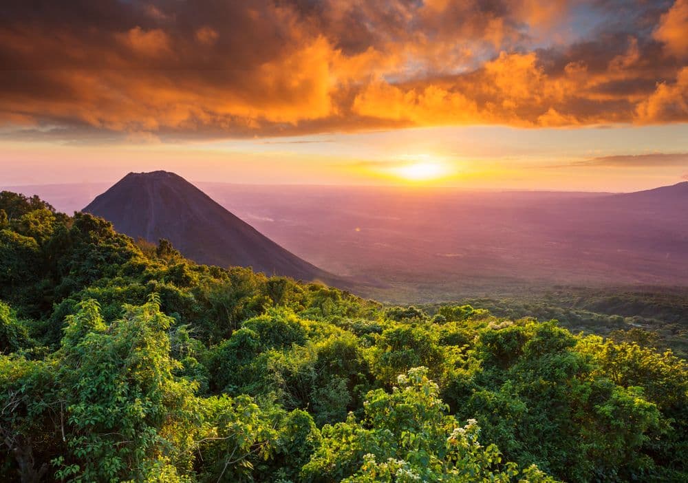 Digital Securities Bill Paves Way for Bitcoin Volcano Bonds in El Salvador